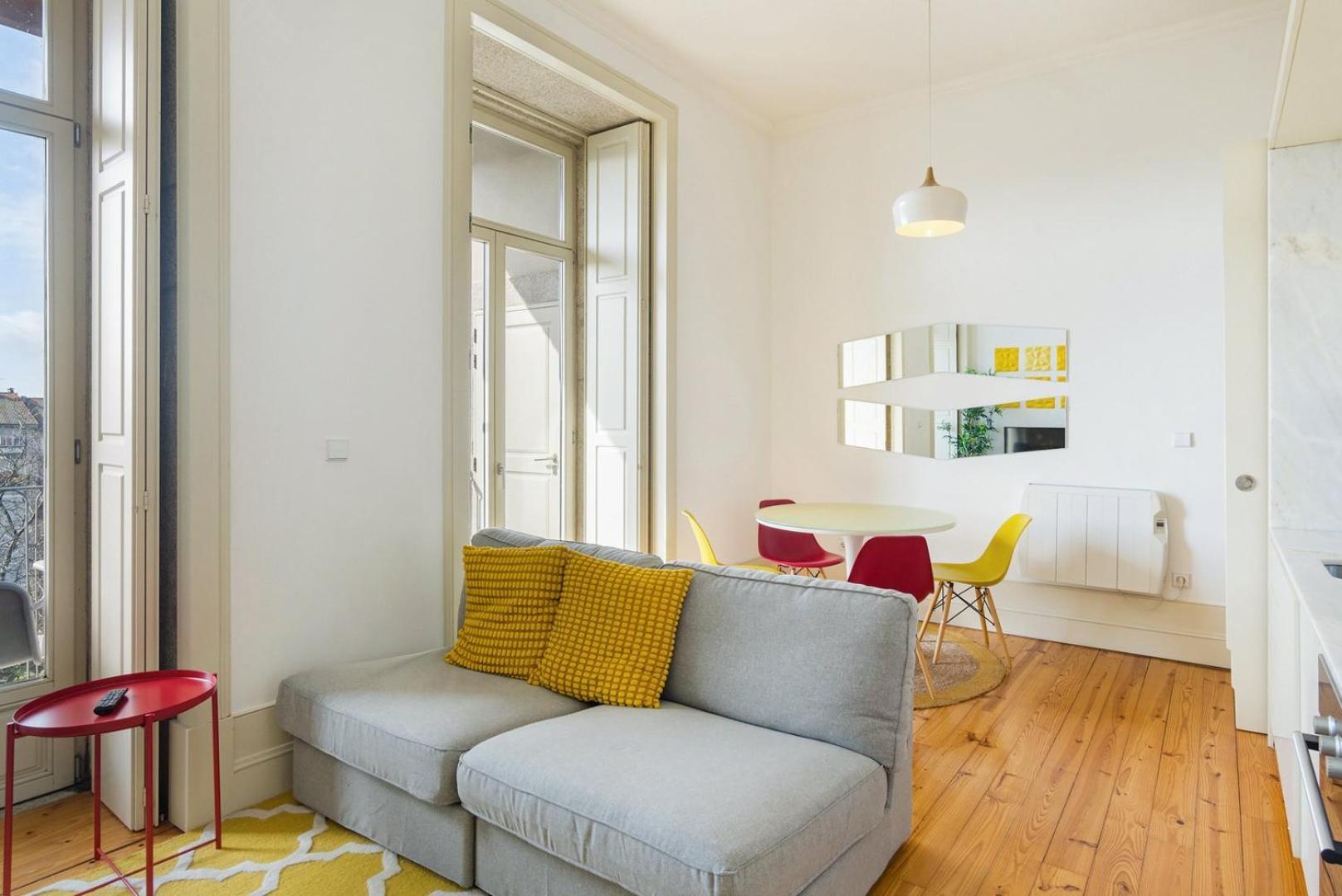 Guestready - Urban Oasis With Private Balcony Apartment ปอร์โต ภายนอก รูปภาพ